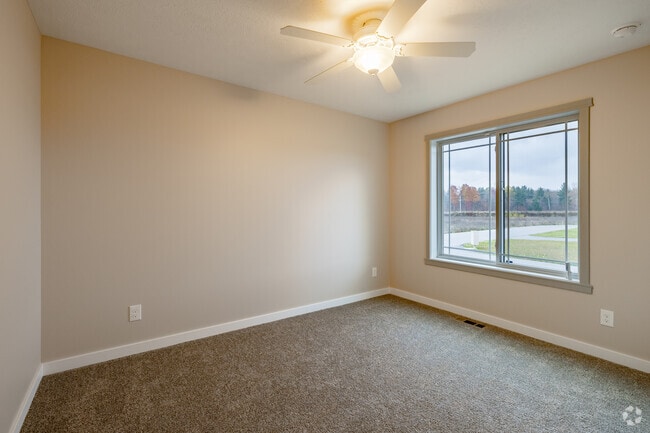 9085 Kingsfield Dr unit 38703607, Kingsley, MI 49649 - photo 6