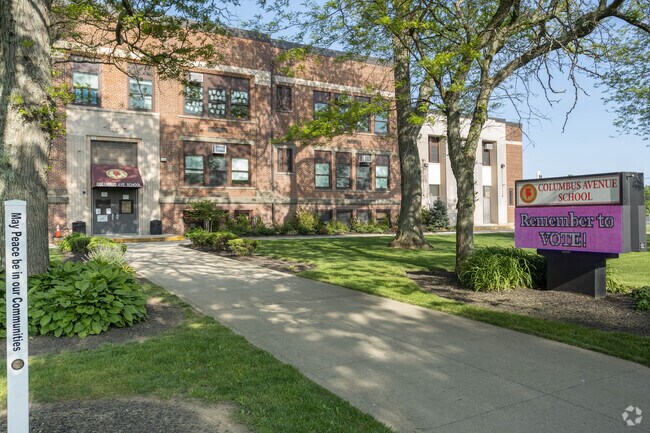 Columbus Avenue School in Freeport, NY is a magnet schoo for PreK and K grade students.