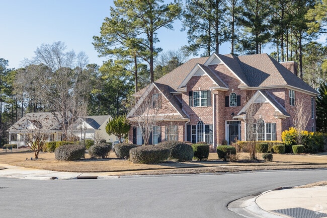 Leland has modern home styles in charming neighborhoods with amenities for families.