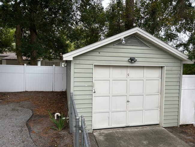 2114 Arcadia Place, Jacksonville, FL 32207 - photo 4