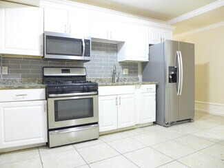 701 Shawmut Ave Unit 1R, Boston, MA 02119