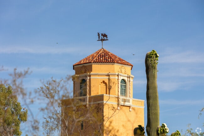 Famed Tucson architect Roy Place designed the exterior of the landmark El Conquistador Water Tower that resides in Colonia Solana