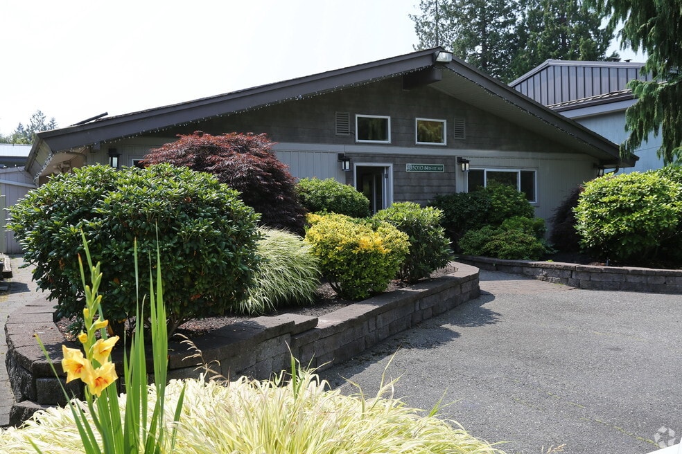 COURTYARD APTS-MUKILTEO, Mukilteo, WA 98275 - photo 1