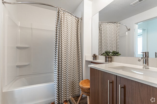 Axio 8400, Sandy, UT 84070 - photo 4