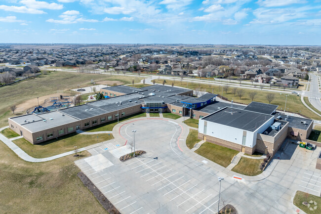 The Pine Creek Elementary campus offers students many options.