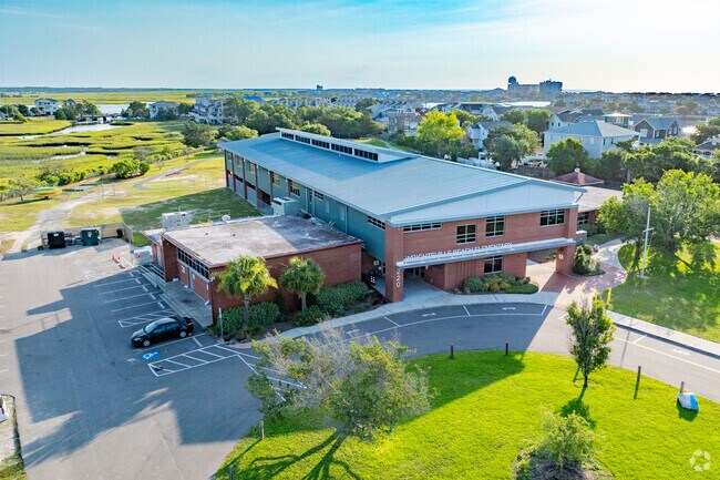 Wilmington, NC's Wrightsville Beach Elementary School serves children in grades K-5.