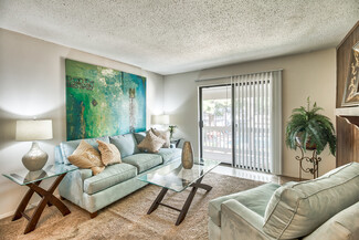1651 Knollwood Dr, Mobile, AL 36609