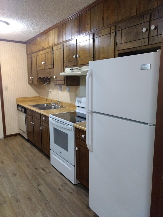 2480 Andrew Dr NW unit A, Cleveland, TN 37311 - photo 3