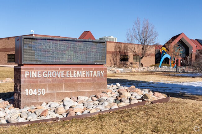Pine Grove Elementary School