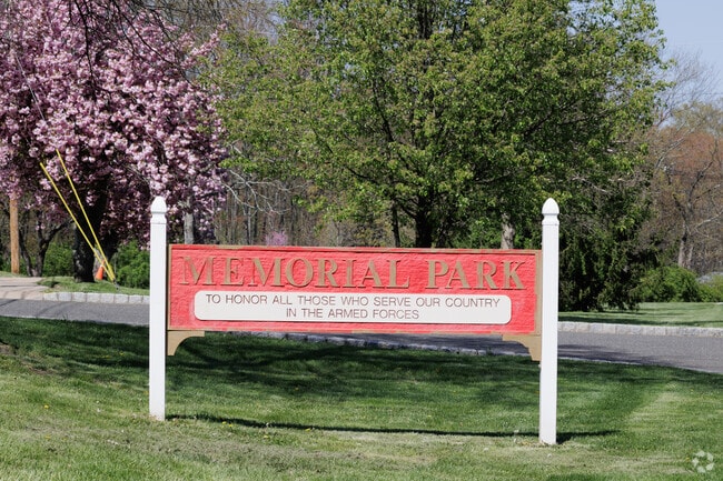 Memorial Park in Madison, NJ honors all those who served in the US armed forces.