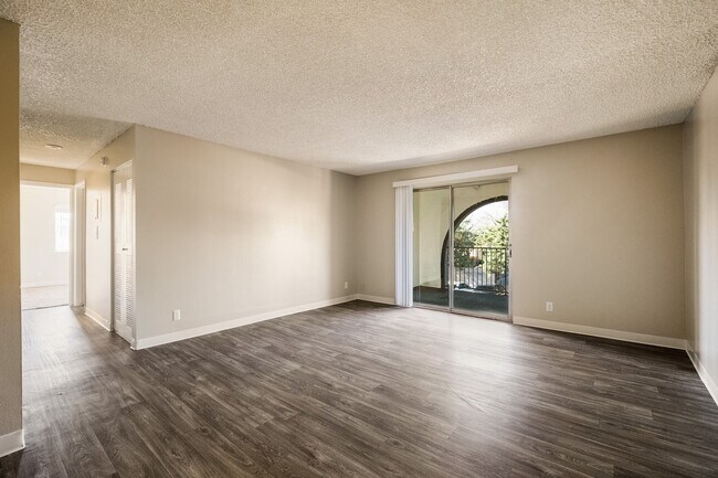 Calero, Albuquerque, NM 87109 - photo 6