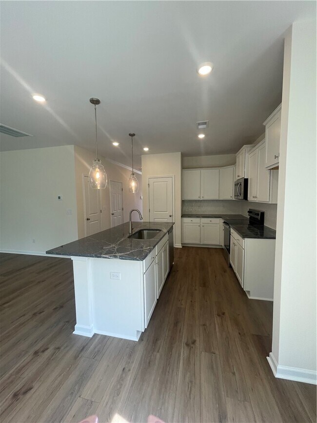 21 Sweetgrass St, Central, SC 29630 - photo 7