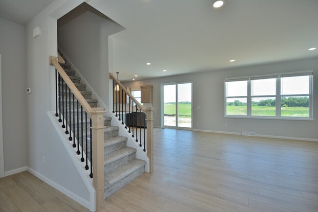 1299 Arrowood Cir W, Oconomowoc, WI 53066 - photo 3