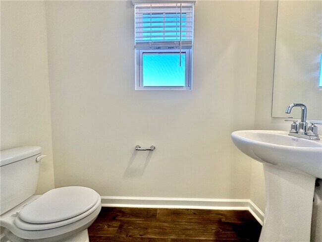 580 Seaborn Cir, Pendleton, SC 29670 - photo 4