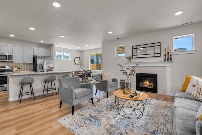 5103 Cedar View Dr, Springfield, OR 97478 - photo 3