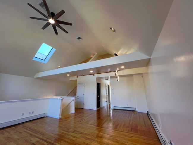 25016 41st Rd unit 2, Little Neck, NY 11363 - photo 3