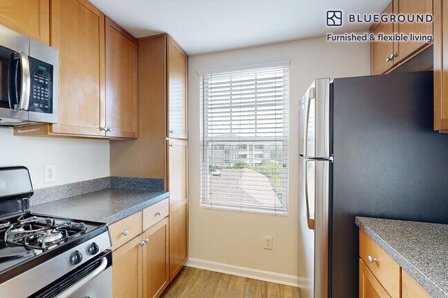 1299 Corporate Dr unit FL2-ID2144A, Westbury, NY 11590 - photo 5