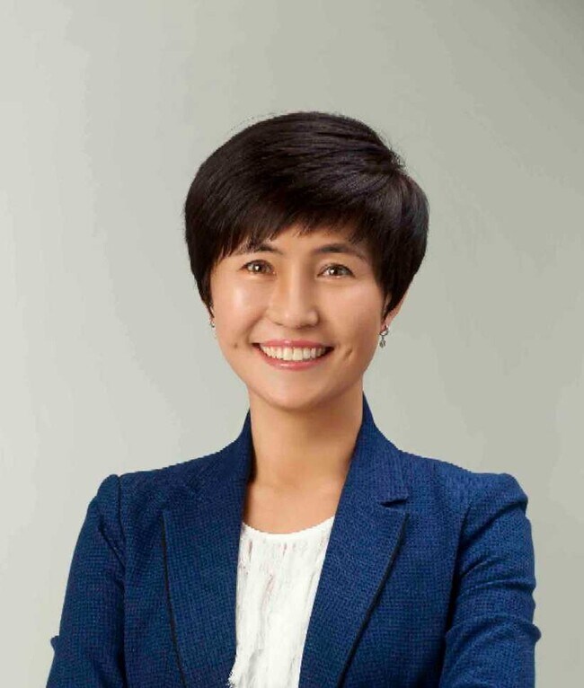 Sally Kim
