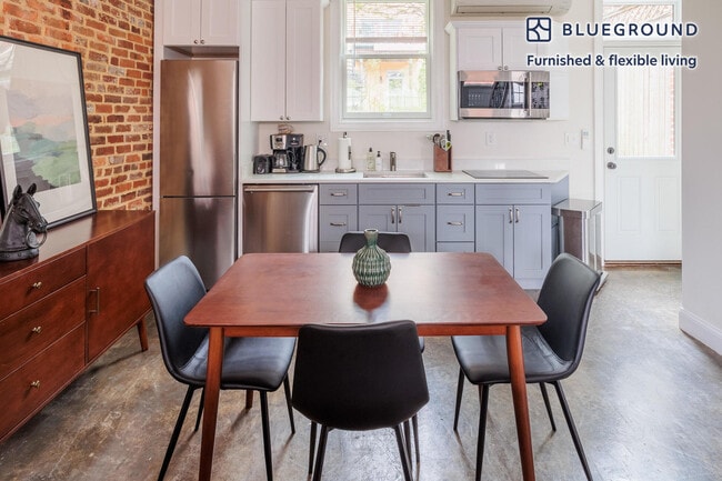 15 Blagden Aly NW, Washington, DC 20001 - photo 3