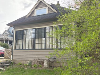 207 Holly St Unit Carriage House, Cranford, NJ 07016