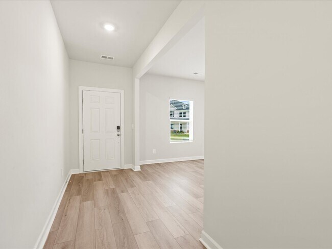 1604 Switchback Cir, Moore, SC 29369 - photo 3