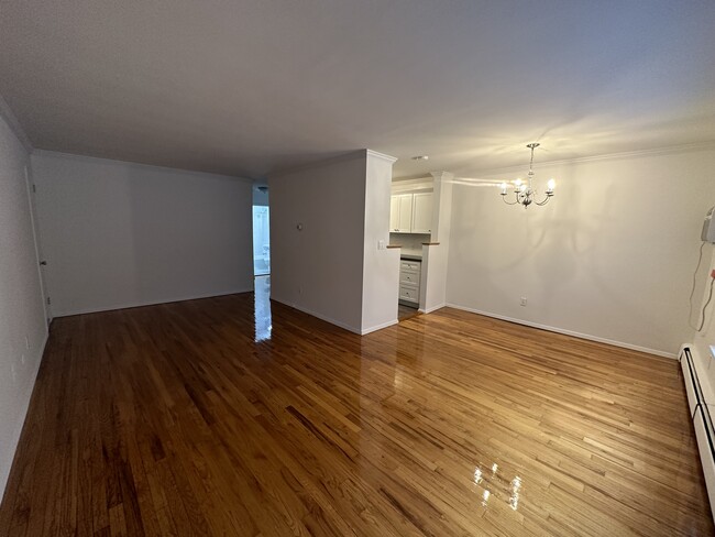 Living Room / Dining Room - 2.5 Rm, 1 Bd, 1Ba