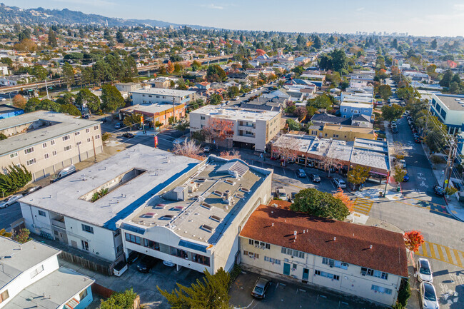 Tilden Preparatory School has quality teachers in Alameda County.