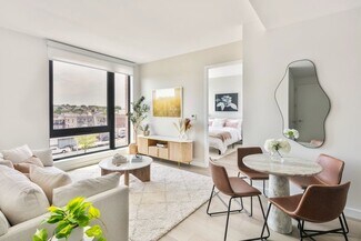 70-26 Queens Blvd Unit 901, Queens, NY 11377