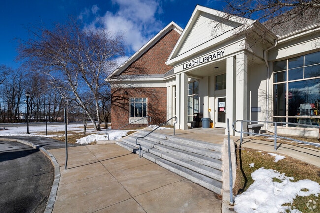 The Londonderry Library offers a welcoming space for learning, exploration and community events.