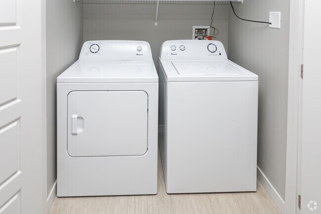 The Oaks, Watertown, SD 57201 - photo 5