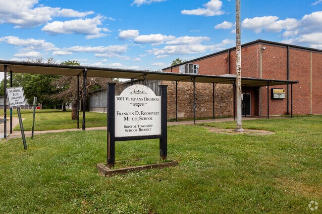 Roosevelt Middle School sign in Bristol.