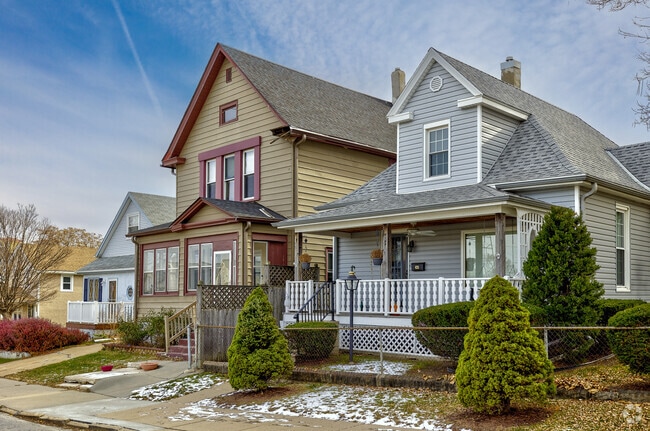 A row of homes in Dahlman highlights examples of architecture in the neighborhood.