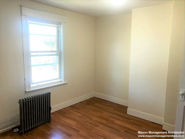82 Empire St, Allston, MA 02134 - photo 3