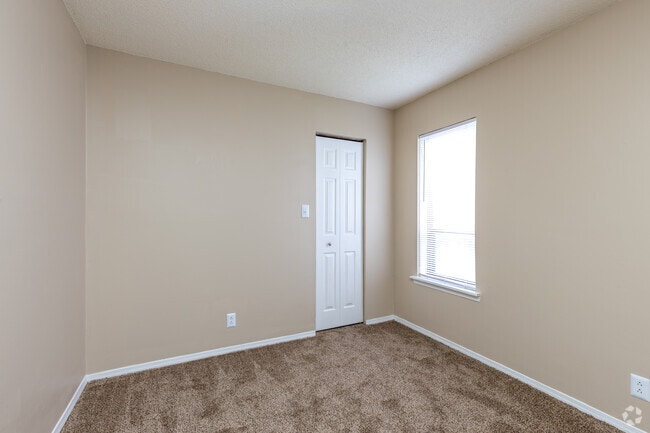 Woodlake, Columbia, MO 65202 - photo 4