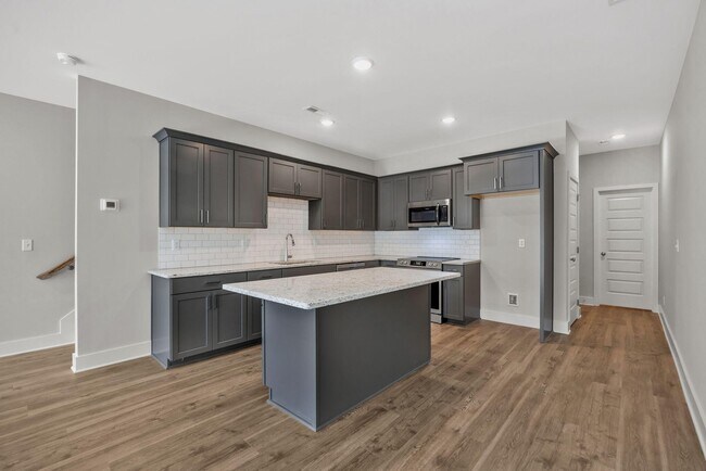 1789 Cotton Way, Chattanooga, TN 37404 - photo 4