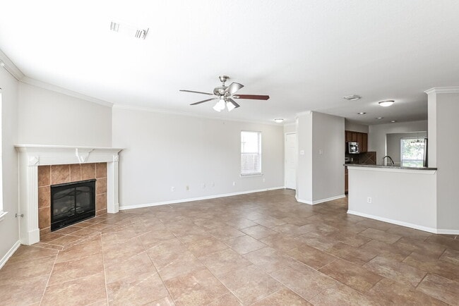 7314 Fox Hall Ln, Humble, TX 77338 - photo 6