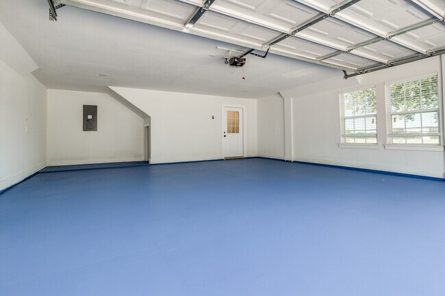 511 N Davis Dr unit B, Arlington, TX 76012 - photo 3