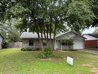 1423 N Oswego Ave, Russellville, AR 72801