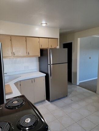 110 W Main St Unit Coach House, Fontana-on-Geneva Lake, WI 53125