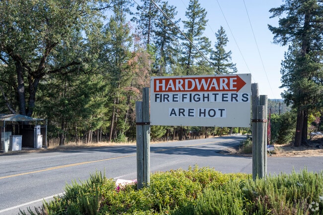 The resident of Ruch have a great sense of humor.