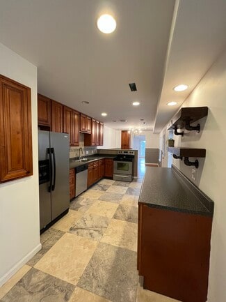 448 N Queen St Unit 448 N Queen Unit 2, Lancaster, PA 17603