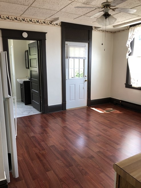 814 Marshall St unit 814 1-2, McMechen, WV 26040 - photo 1