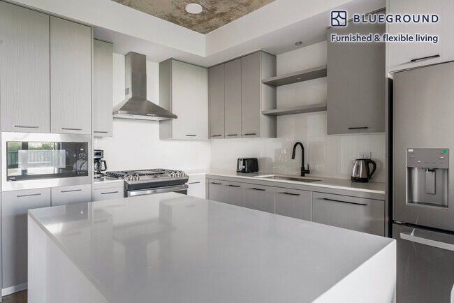 3030 Potomac Ave unit FL3-ID1032, Arlington, VA 22202 - photo 7