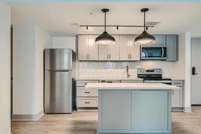 Guardian House, Baltimore, MD 21202 - photo 6