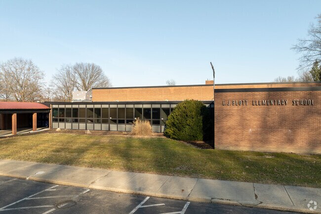 Welcome to E.J.Blott Elementary School in Girard, Ohio.