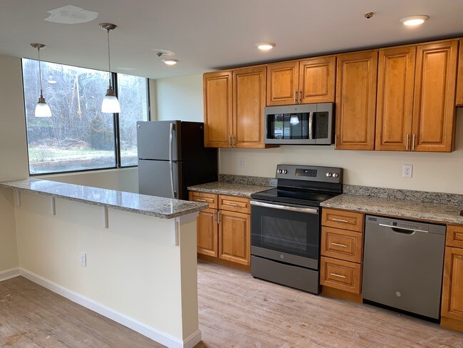 Windjammer Cove Apartments, Braintree, MA 02184 - photo 7