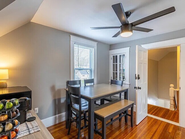 340 Harrison St unit 1, Manchester, NH 03104 - photo 2