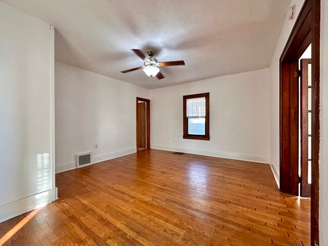 224 Lyon St NE unit 4, Grand Rapids, MI 49503 - photo 7