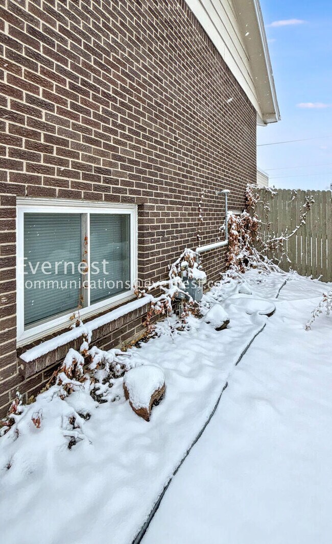 13773 E 32nd Place, Aurora, CO 80011 - photo 5