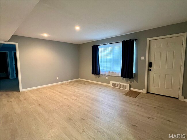 6990 Colonial Woods Dr unit 59, Saint Louis, MO 63129 - photo 6